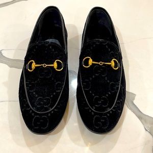 Black Gucci Jordaan Loafer size 8